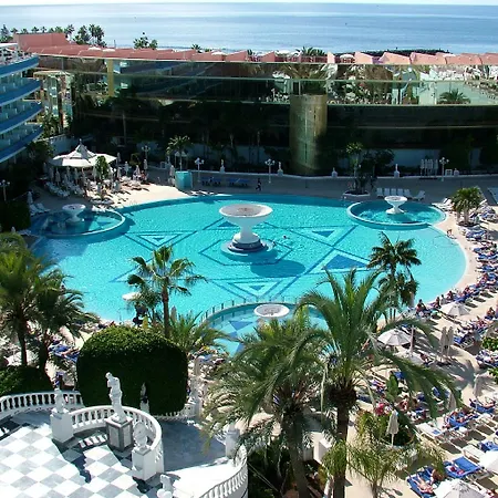 Hotel Mediterranean Palace 5*