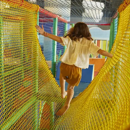 Mediterranean Palace Отель 5*