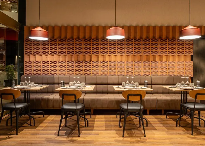 Mediterranean Palace מלון 5*